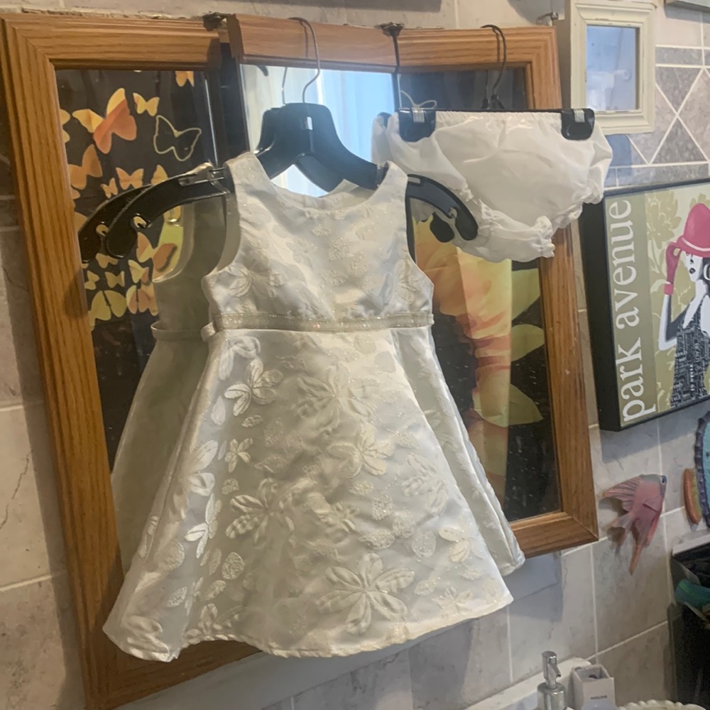 Sweet heart rose baby outfit